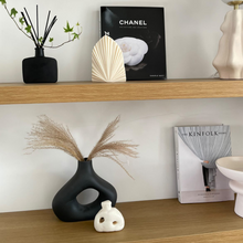 Load image into Gallery viewer, Llark