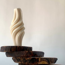 Load image into Gallery viewer, Lloch