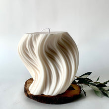 Load image into Gallery viewer, Llagoon