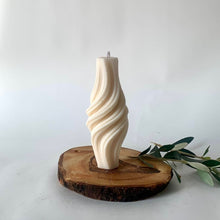 Load image into Gallery viewer, Lloch