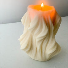 Load image into Gallery viewer, Llake